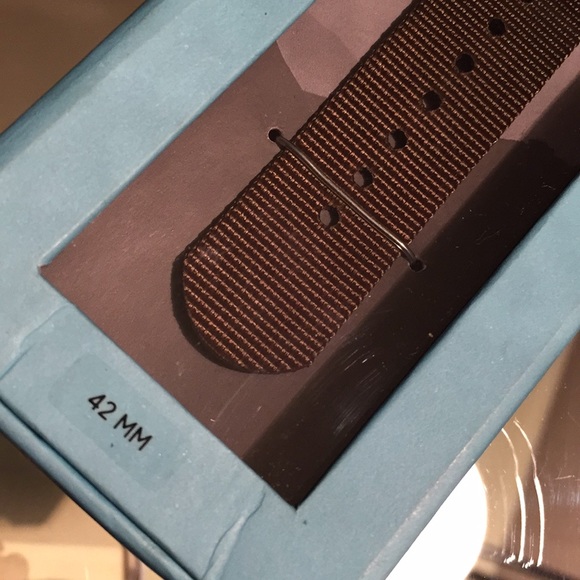 TOMS for Apple Watch Band 42mm - Picture 3 of 3